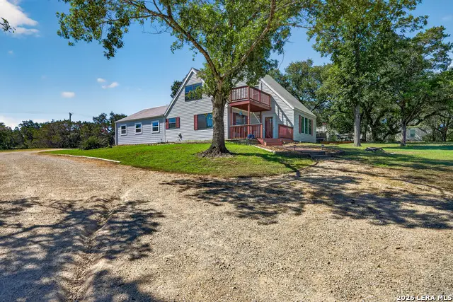 3030 Oak Hollow Dr, New Braunfels, TX 78132 - #2