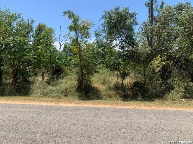 00 Cr 6612, Devine, TX 78016 - #2