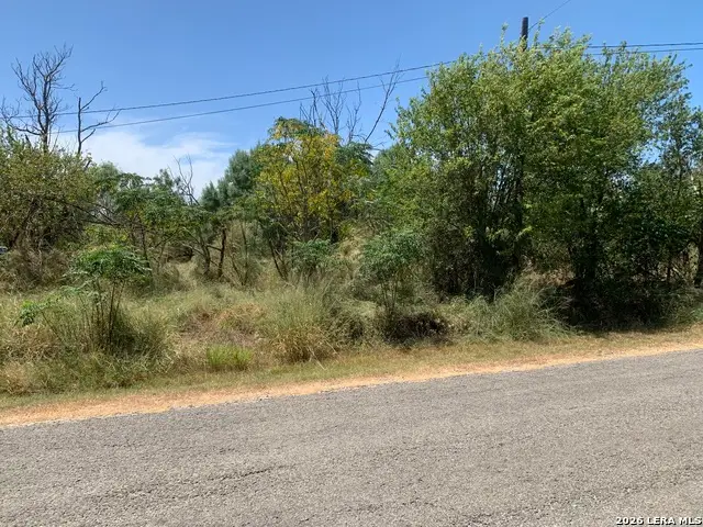 00 Cr 6612, Devine, TX 78016 - #3