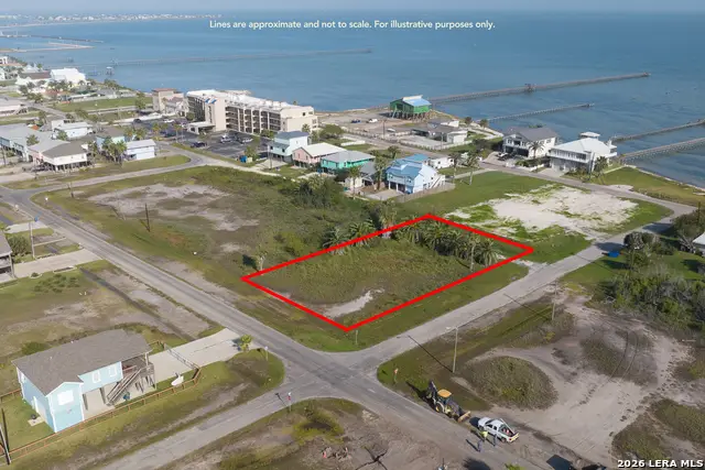 1132 S Magnolia St, Rockport, TX 78382 - #2