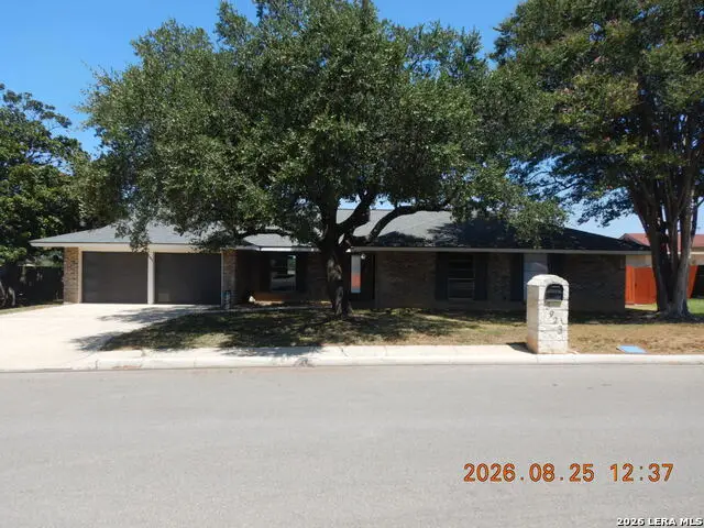 5923 Northgap St, Windcrest, TX 78239 - #1