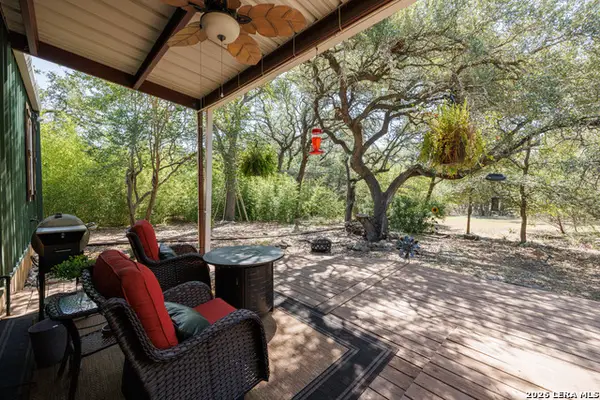 420 Green Acres Dr, Wimberley, TX 78676