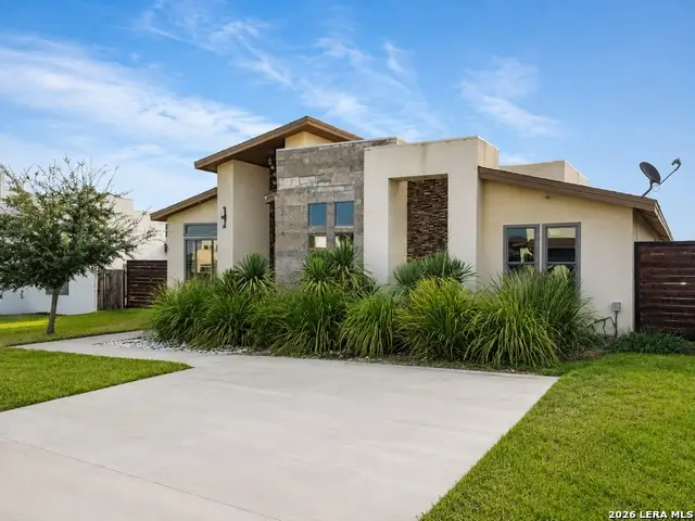 2218 Apple Wood St, Eagle Pass, TX 78852 - #3
