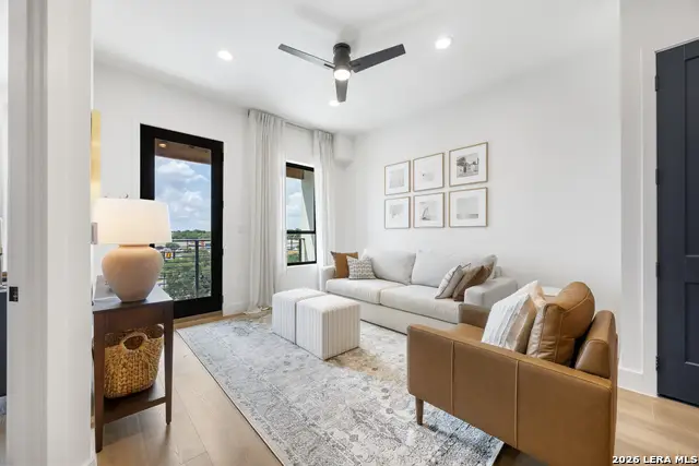 10899 S Hausman Rd #405, San Antonio, TX 78249 - #2