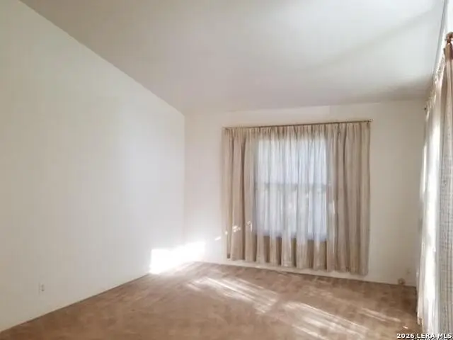 214 Beechwood Ave, Universal City, TX 78148 - #3