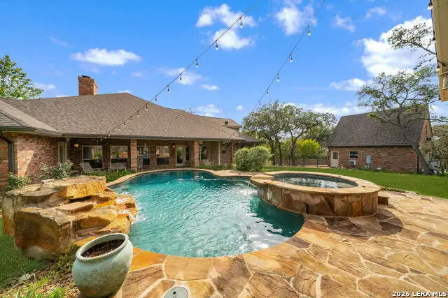 8639 Raintree Woods Dr, Fair Oaks Ranch, TX 78015 - #1