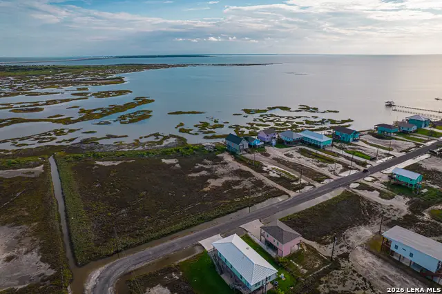 82 Newcomb Bend Loop, Rockport, TX 78382 - #3