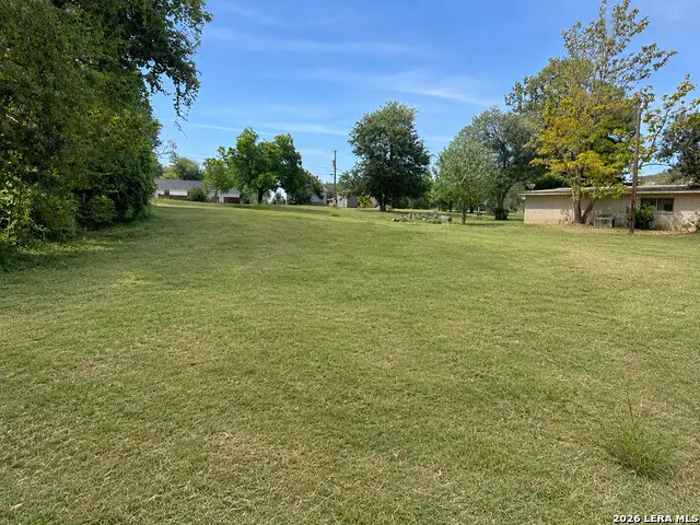 105 Navasota, Seguin, TX 78155 - #1