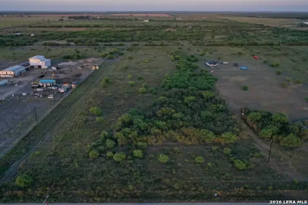 000 County Road 515, Dhanis, TX 78850