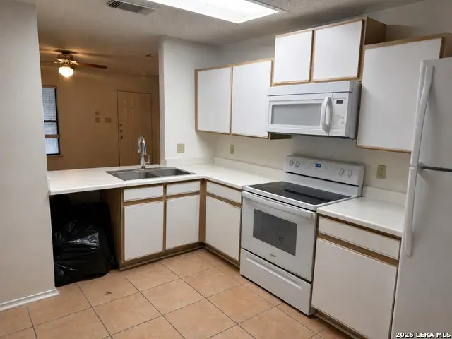 9418 Kenton Hl, San Antonio, TX 78240 - #3