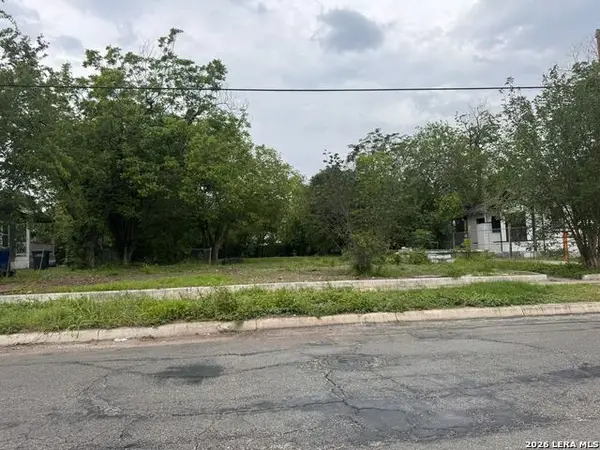 1619 Dawson St, San Antonio, TX 78202