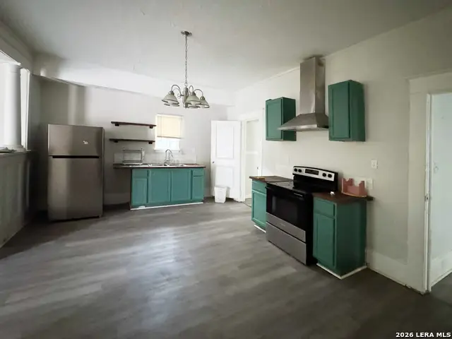 159 N San Felipe Ave, San Antonio, TX 78237 - #3