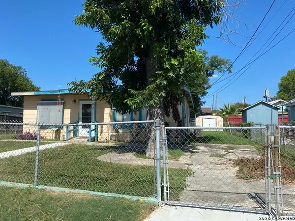 2040 Buffalo St, San Antonio, TX 78211