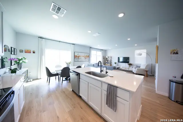 5935 W Hausman Rd #56, San Antonio, TX 78249 - #3