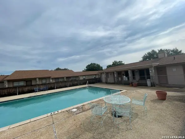 1051 Country Club #H31, Seguin, TX 78155