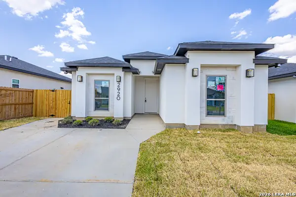 2920 Earthhaven Dr, Laredo, TX 78046