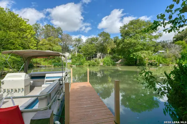 331 River Bend Dr, New Braunfels, TX 78130