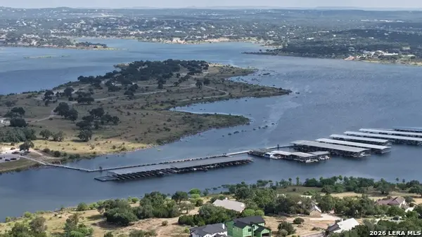 1243 Kings Cove Dr, Canyon Lake, TX 78133