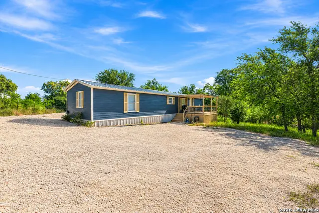 872 County Road 4511, Hondo, TX 78861 - #1