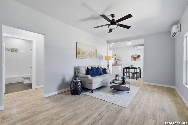 146 Isabel St, San Antonio, TX 78210 - #2