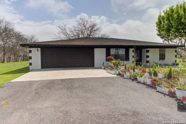 2911 Morningside Dr, New Braunfels, TX 78130 - #1