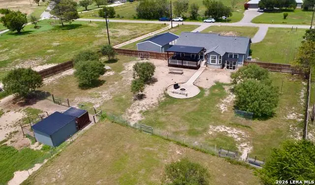 866 Sea Willow Dr, Marion, TX 78124 - #1