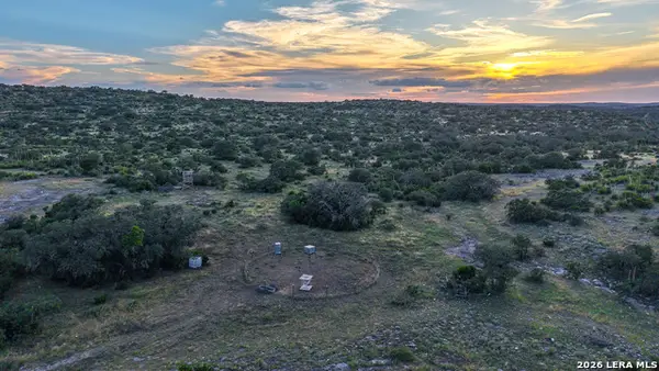 0 W Cr 450, Rocksprings, TX 78880