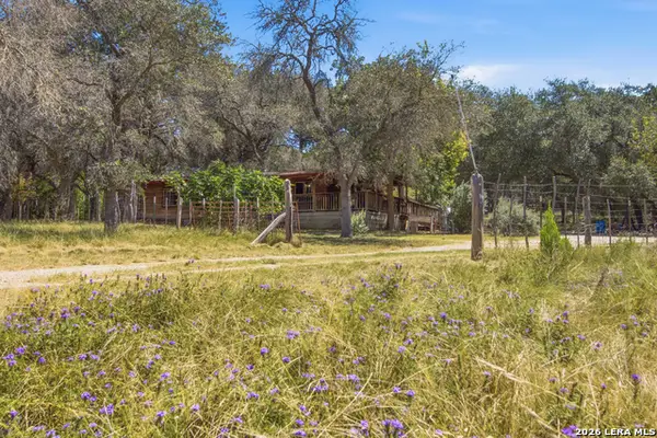 5943 Wharton's Dock Rd, Bandera, TX 78003
