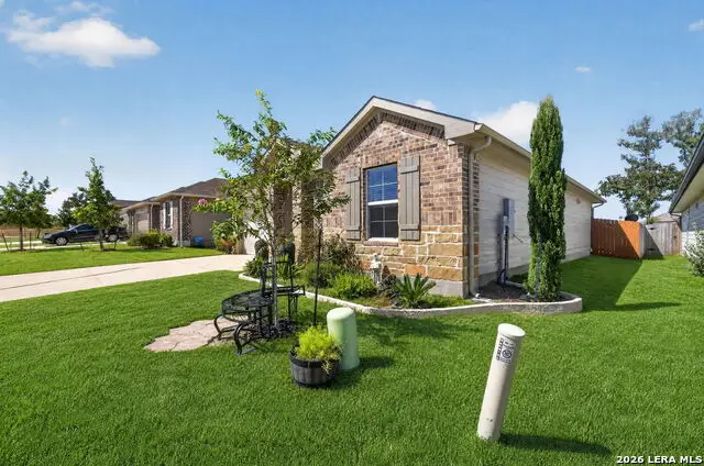 557 Chaco, Seguin, TX 78155 - #2