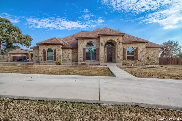 125 Bucks Ln, La Vernia, TX 78121 - #1