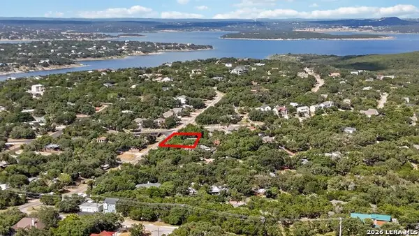 1567 Canyon Bnd, Canyon Lake, TX 78133