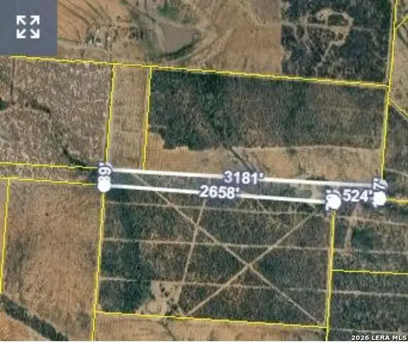 00-00 Fm 472, Bigfoot, TX 78005