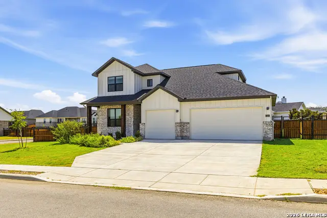145 W Magnolia Cir, La Vernia, TX 78121 - #3
