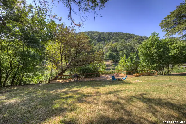 1380 Ponderosa Dr, New Braunfels, TX 78132 - #2