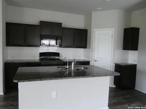 935 Watson Way, San Antonio, TX 78221