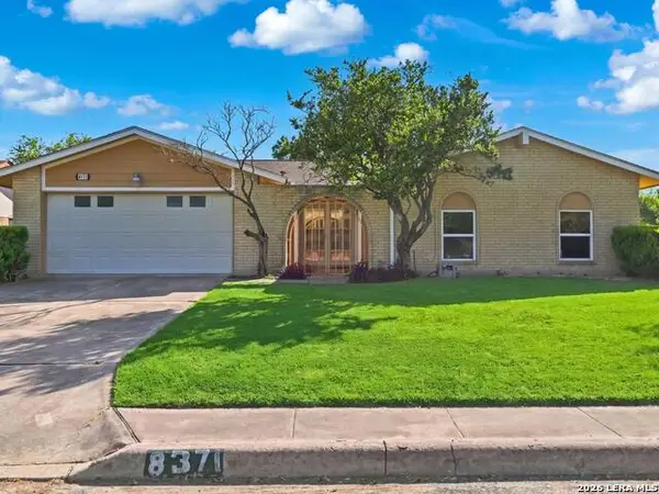 8371 Bent Waters, San Antonio, TX 78239