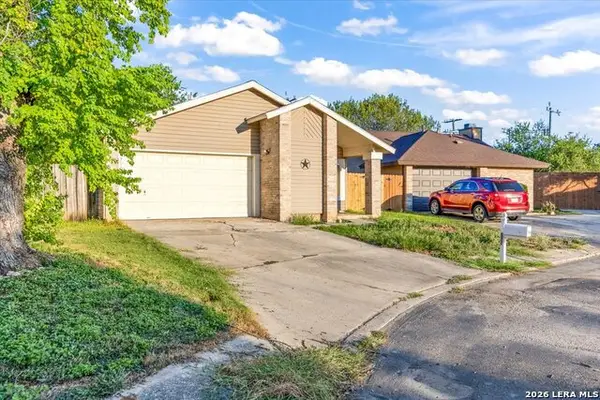 7906 Laurel Bnd, San Antonio, TX 78250