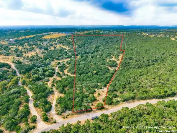 107 Camp Alzafar, Boerne, TX 78006