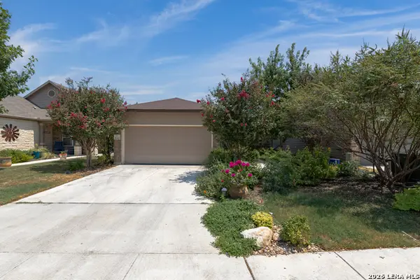 8242 Phantom Fld, San Antonio, TX 78253