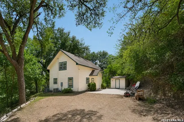 312 County Road 471, Gonzales, TX 78629 - #1