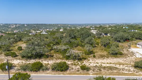 23455 N Cranes Mill Rd, Canyon Lake, TX 78133