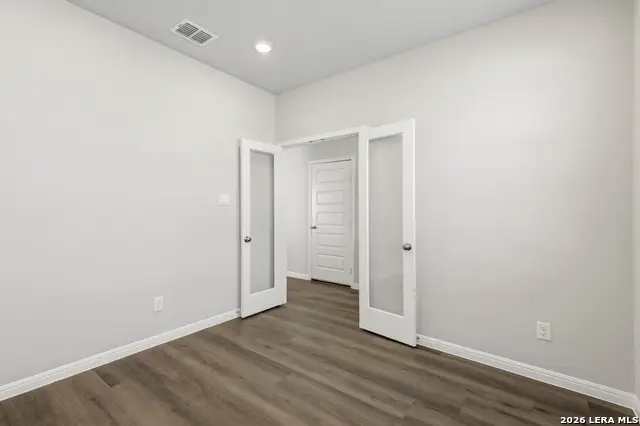 8426 Smithers Avenue, San Antonio, TX 78252 - #2