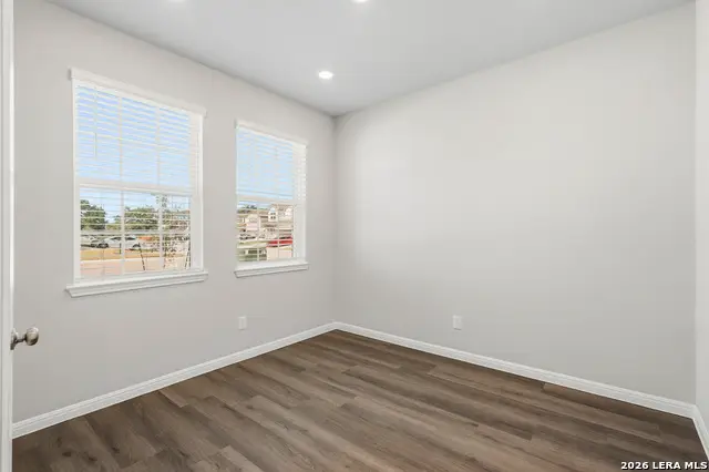 8426 Smithers Avenue, San Antonio, TX 78252 - #3