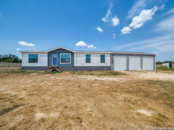 1156 Pr Vista Hills Ln, Somerset, TX 78069