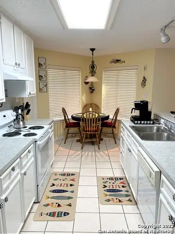 440 Watts, Canyon Lake, TX 78133 - #2