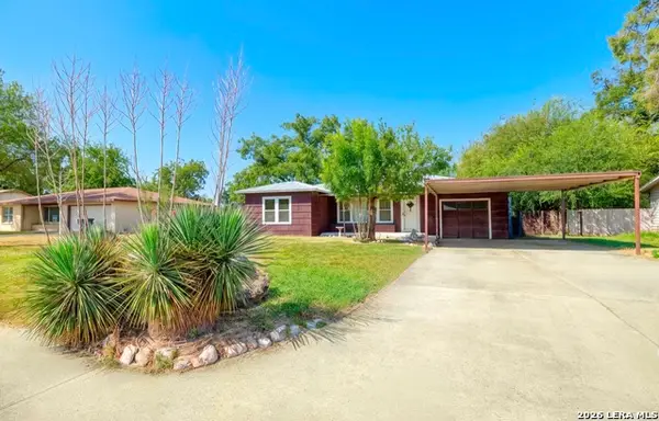541 N 4th, Uvalde, TX 78801