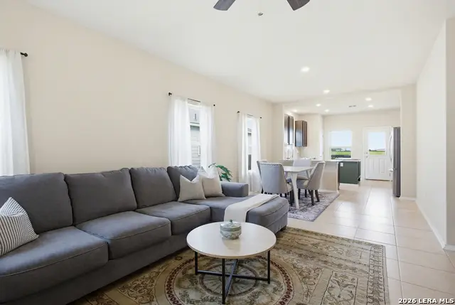 2038 Chelsea Grv, New Braunfels, TX 78130 - #2