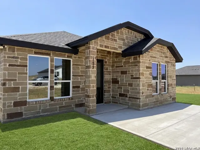 125 Camino Verde Ct, La Vernia, TX 78121 - #1