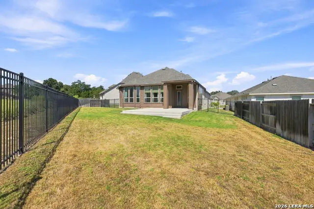 517 Huntwick Dr, Boerne, TX 78006 - #3