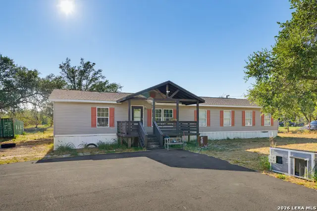 3015 Eichman Rd, Poteet, TX 78065 - #1